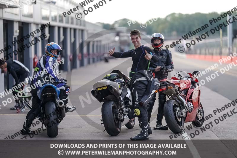 donington no limits trackday;donington park photographs;donington trackday photographs;no limits trackdays;peter wileman photography;trackday digital images;trackday photos